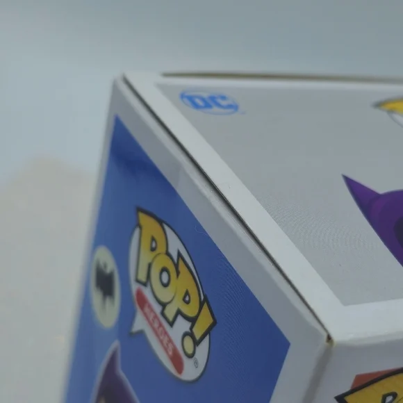 Funko POP! Batman Classic TV Series Batgirl #186 Vinyl Figure - Picture 6 of 7